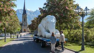 Elefante bianco Bad Ragartz 2024 Elefante bianco Bad Ragartz 2024
