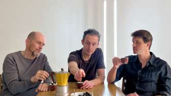 La doppia foto giornalistica in formato orizzontale II
