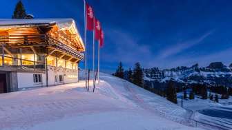 Area sciistica di Flumserberg di notte