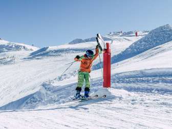 Bambino che scia sulla Funslope del Pizol