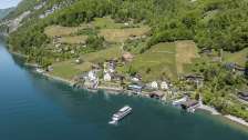 Quinten sul lago di Walen fotografata dall'alto con il battello del Walensee.