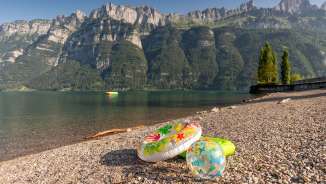 Spiagge balneari_Lago_Walen_Unterterzen Lago di Walen, sole