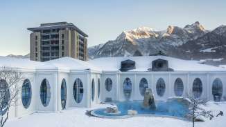 Tamina Therme_piscina esterna Acqua termale, Bad Ragaz, Grand Resort Bad Ragaz, benessere, Tamina, Tamina Therme