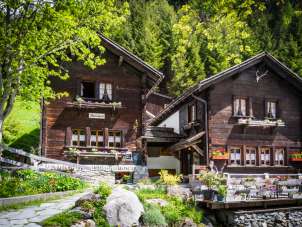 Insediamento walser di San Martino in Val Calfeisen