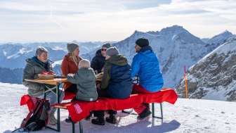 Neve, montagna, gita in famiglia, specialità culinarie, cartelli escursionistici invernali, Pizolhütte, escursione invernale, escursione invernale, escursione in alta quota